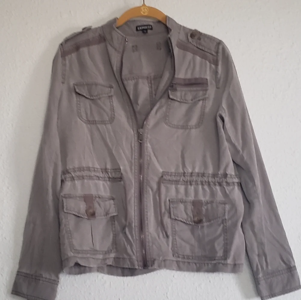 Express Jacket - Picture 1 of 7